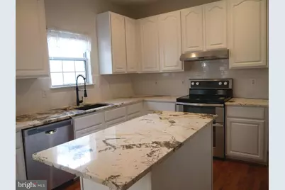 5704 Allwood Court, Lanham, MD 20706 - Photo 9