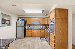 7301 Sheffield Dr, Temple Hills, MD 20748 - Photo 15