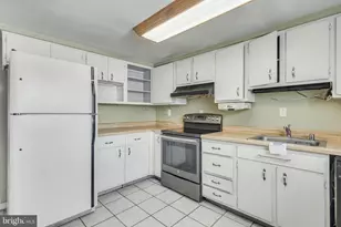 15700 Perkins Ln, Bowie, MD 20716 - Photo 9