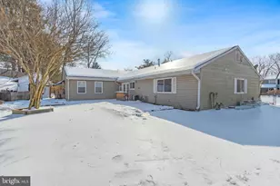 15700 Perkins Ln, Bowie, MD 20716 - Photo 3