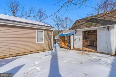 15700 Perkins Lane, Bowie, MD 20716 - Photo 31