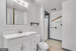 15700 Perkins Ln, Bowie, MD 20716 - Photo 21