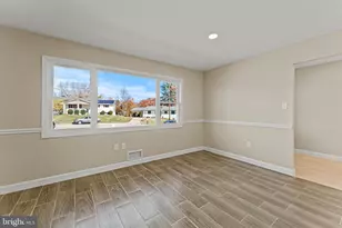 5109 Tyburn Ct, Temple Hills, MD 20748 - Photo 9