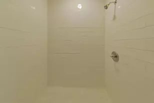 2300 Timbercrest Dr, District Heights, MD 20747 - Photo 9