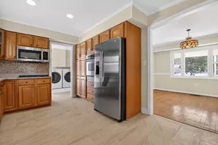 2706 Bartlett Ln, Bowie, MD 20715 - Photo 13