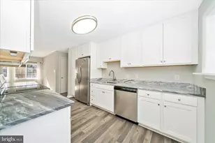 6012 Griffith Dr, Suitland, MD 20746 - Photo 17