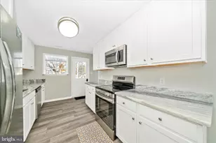 6012 Griffith Dr, Suitland, MD 20746 - Photo 21