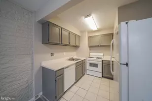 1824 Metzerott, Adelphi, MD 20783 - Photo 11