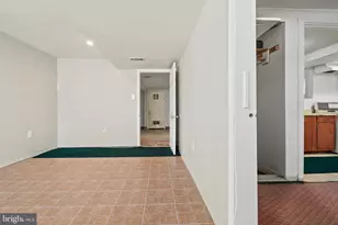 4904 56th Pl, Hyattsville, MD 20781 - Photo 19