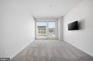 217 Smt Pt Blvd, Bowie, MD 20716 - Photo 37