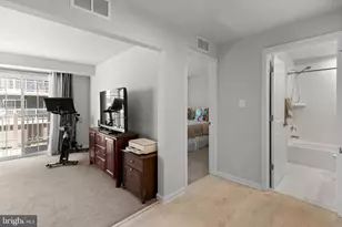 10521 Jim Lovell Ln, Lanham, MD 20706 - Photo 23