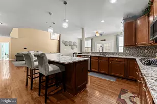 321 Radiant Ct, Upper Marlboro, MD 20774 - Photo 23