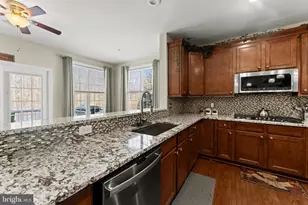 321 Radiant Ct, Upper Marlboro, MD 20774 - Photo 19