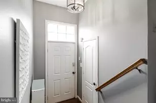 1644 Deep Gorge Ct, Oxon Hill, MD 20745 - Photo 3