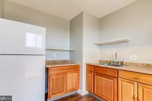 7957 Riggs Rd, Hyattsville, MD 20783 - Photo 9