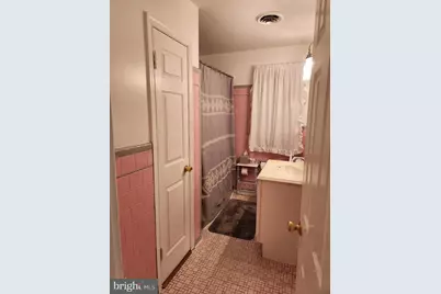 4504 Hargrove Road, Temple Hills, MD 20748 - Photo 9