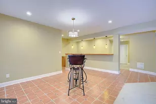 8105 Red Farm Ln, Bowie, MD 20715 - Photo 5