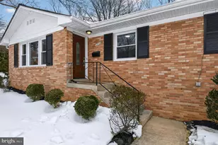 3712 Marlbrough Way, College Park, MD 20740 - Photo 3