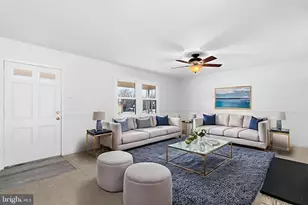 12202 Rustic Hill Dr, Bowie, MD 20715 - Photo 5