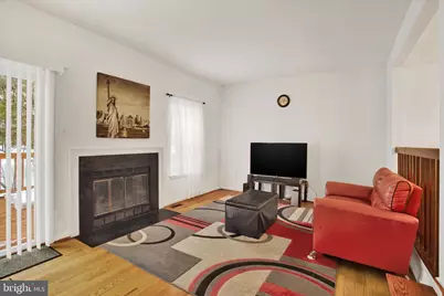 15008 Courtland Place, Laurel, MD 20707 - Photo 9