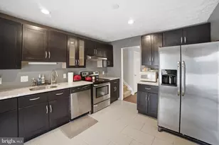 10305 Beaver Knoll Dr, Upper Marlboro, MD 20772 - Photo 9