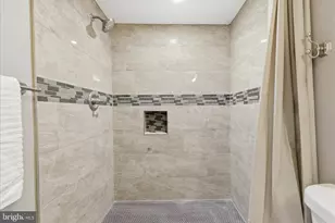 6512 Seat Pleasant Dr, Capitol Heights, MD 20743 - Photo 23