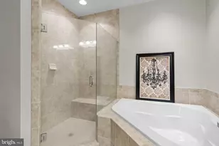 807 Admirals Way, Oxon Hill, MD 20745 - Photo 19