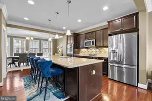 807 Admirals Way, Oxon Hill, MD 20745 - Photo 9