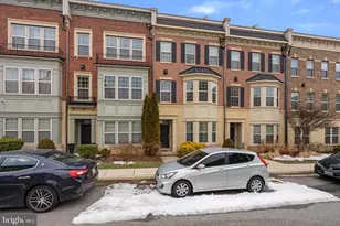 807 Admirals Way, Oxon Hill, MD 20745 - Photo 3