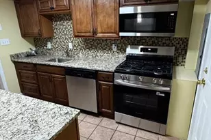 7607 Burnside Rd, Landover, MD 20785 - Photo 9