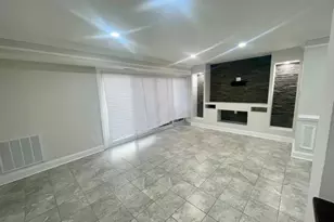 6018 Westchester Park Dr, College Park, MD 20740 - Photo 3