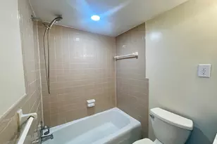 6018 Westchester Park Dr, College Park, MD 20740 - Photo 7