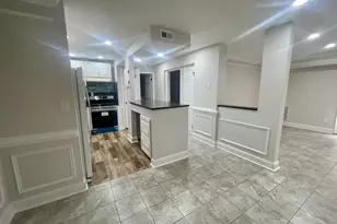 6018 Westchester Park Dr, College Park, MD 20740 - Photo 5