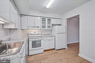 9200 Edwards Way, Hyattsville, MD 20783 - Photo 3