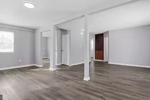 5900 Eastpine Dr, Riverdale, MD 20737 - Photo 9