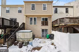 8918 Hillside Ct, Landover, MD 20785 - Photo 25