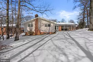 3905 Harrison Rd, Beltsville, MD 20705 - Photo 33