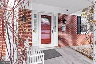 8908 Eastbourne Ln, Laurel, MD 20708 - Photo 3