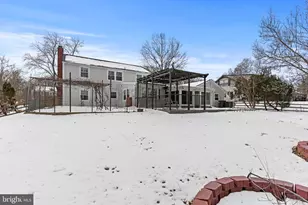 8908 Eastbourne Ln, Laurel, MD 20708 - Photo 39