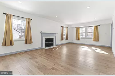 8908 Eastbourne Lane, Laurel, MD 20708 - Photo 9