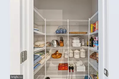 6025 Soho Way, Hyattsville, MD 20782 - Photo 9