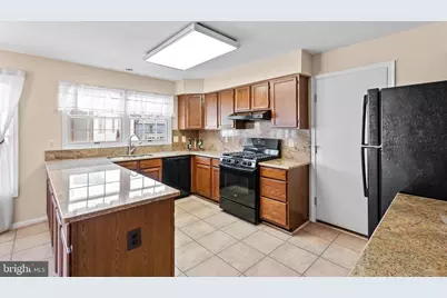 8719 Brazke Court, Clinton, MD 20735 - Photo 9