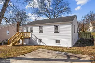 9209 48th Pl, College Park, MD 20740 - Photo 25