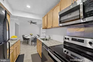 7726 Hanover Pkwy, Greenbelt, MD 20770 - Photo 3