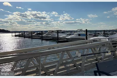 157 Fleet Street #906, Oxon Hill, MD 20745 - Photo 21