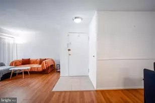 5976 Westchester Park Dr, College Park, MD 20740 - Photo 5