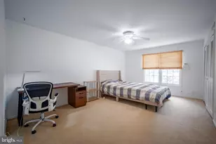 5976 Westchester Park Dr, College Park, MD 20740 - Photo 15