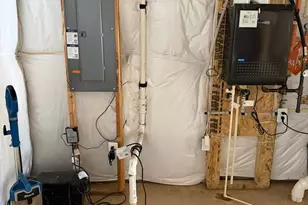 1004 Veneer Ct, Capitol Heights, MD 20743 - Photo 9