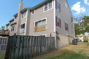 10749 Kitchener Ct, Bowie, MD 20721 - Photo 7