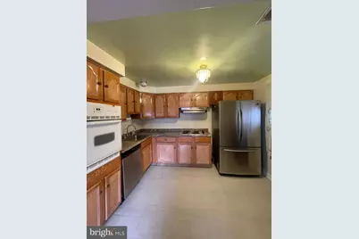 7206 Sheffield Drive, Temple Hills, MD 20748 - Photo 5